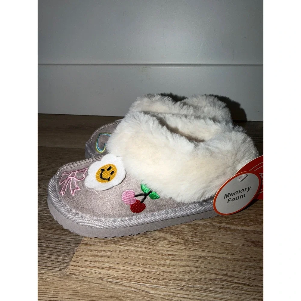 Girl slipper with faux fur trim 7/8
